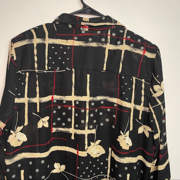 Floral Button Down Blouse - Picture 5 of 8